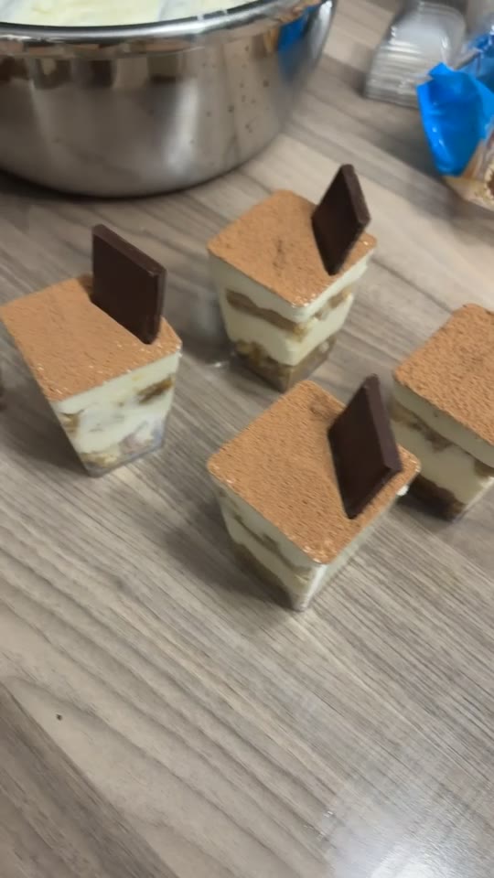 Tiramisu cup